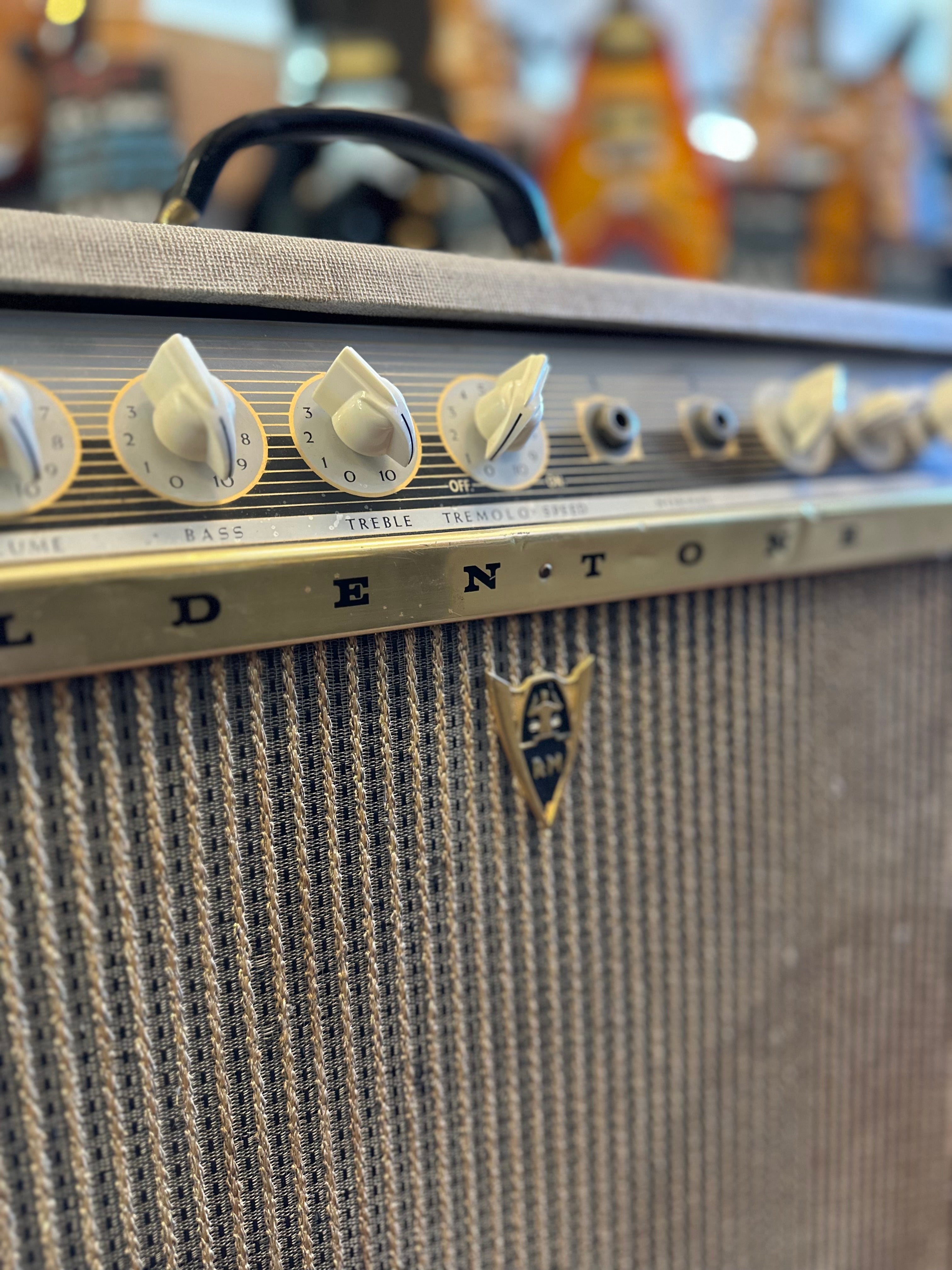 Goldentone | 1755 | 40w | 2x12 | Slimline Combo | 1965 | Re-Conditioned | Vintage Goldentone | 1755 | 40w | 2x12 | Slimline Combo | 1965 | Re-Conditioned | Vintage
